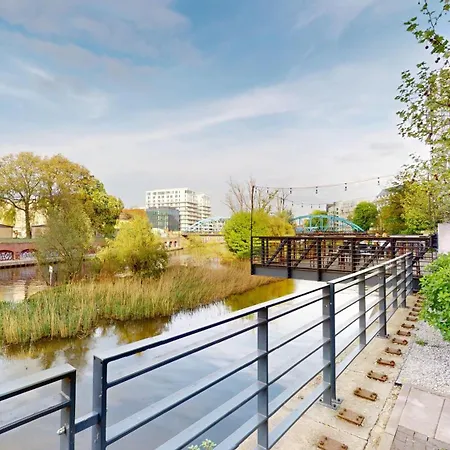 Sikorskiego 3a Twin Tower - Panoramic Terrace - 3room